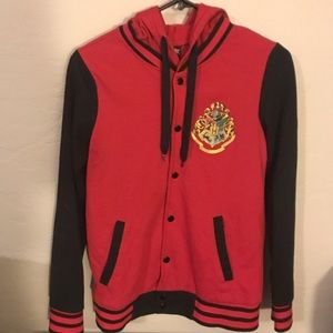 Juniors size medium Hogwarts sweatshirt